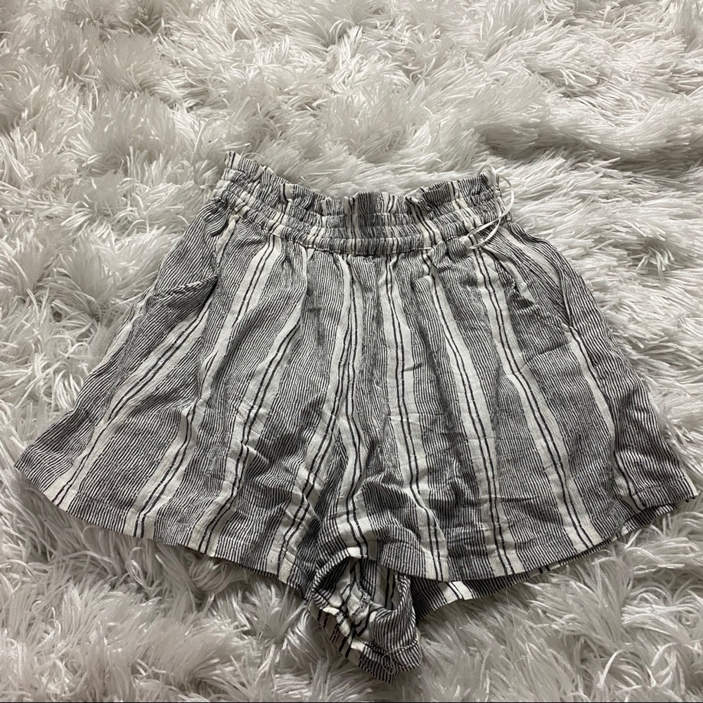 High Waisted Striped Soft Shorts W/ Pockets